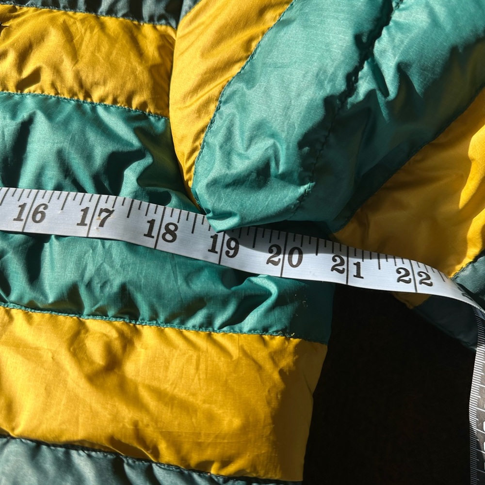 Patagonia Men’s Teal, Yellow & Dark Teal Striped Puffer Jacket - Picture 6 of 7